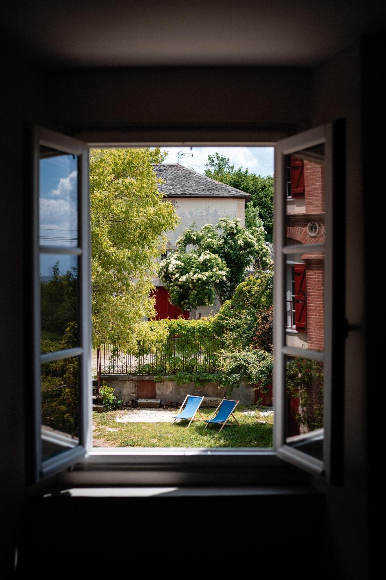 La Grande Maison Rouge Angoustrine Buitenkant foto